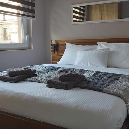 מוסטר Ozapartments מראה חיצוני תמונה