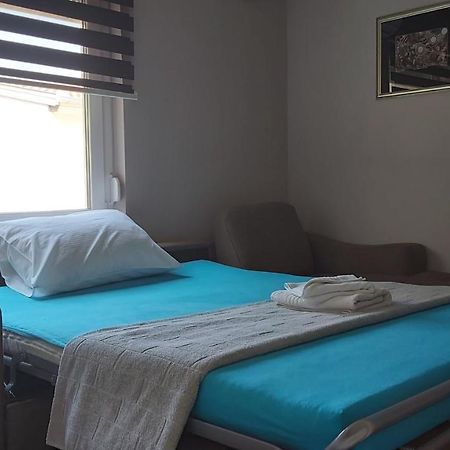 מוסטר Ozapartments מראה חיצוני תמונה