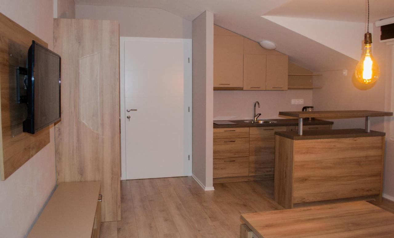 מוסטר Ozapartments מראה חיצוני תמונה