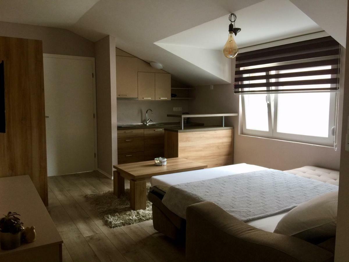 מוסטר Ozapartments מראה חיצוני תמונה